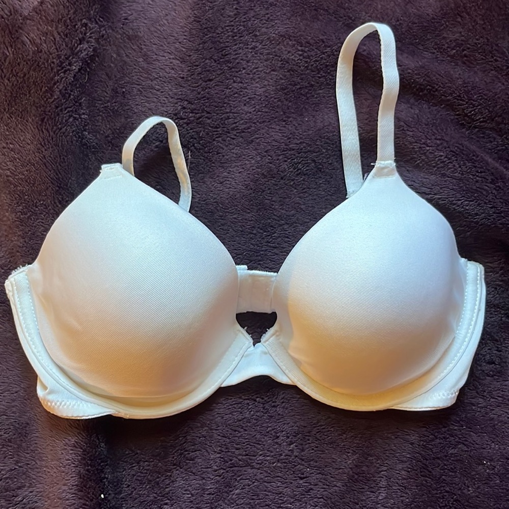 White So underwire bra